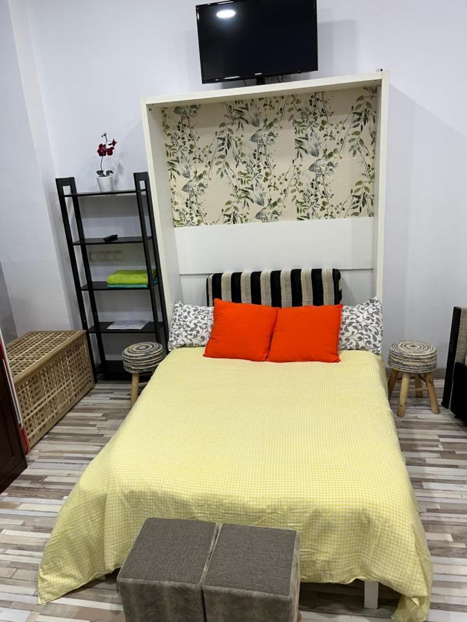Апартаменты We Loft Large Great For Families Малага Экстерьер фото