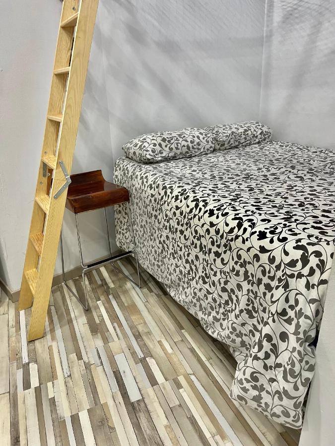Апартаменты We Loft Large Great For Families Малага Экстерьер фото
